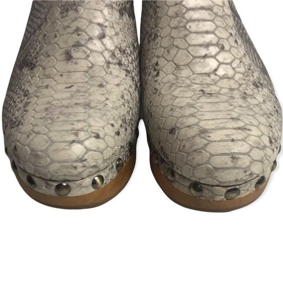 CORSO COMO Rafe Clog Mules - Picture 3 of 9